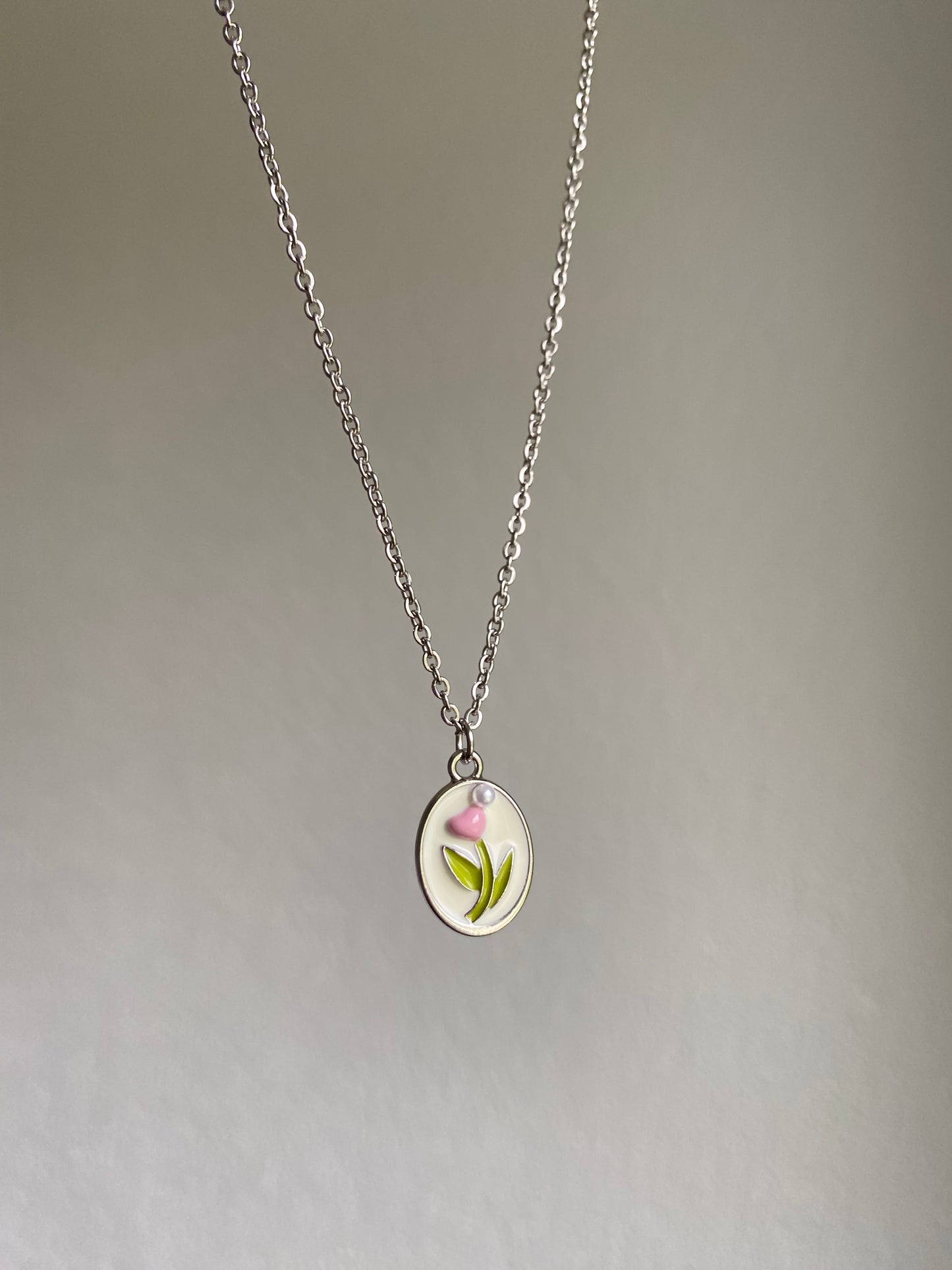 Tulip Necklace