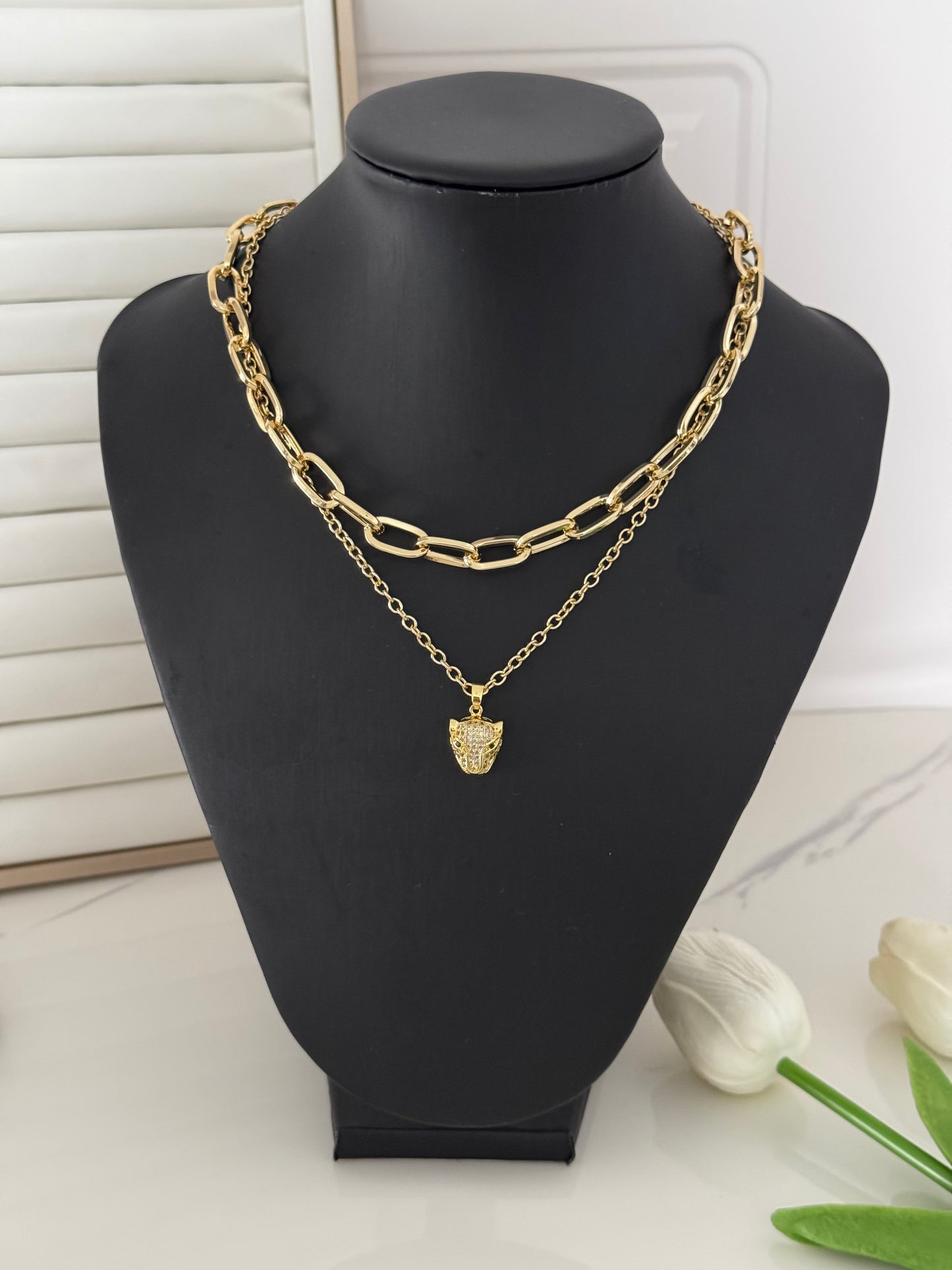 Double layer necklace