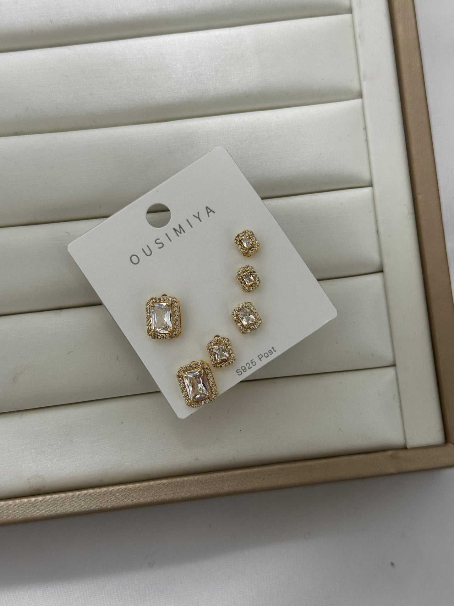 Earrings set