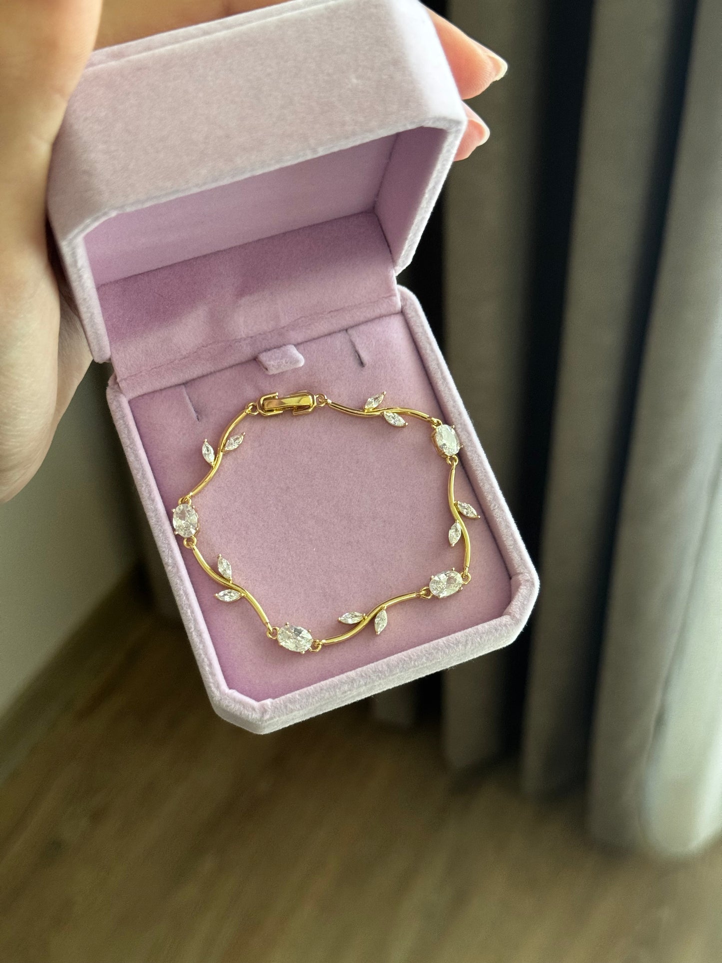 Tulip Bracelets