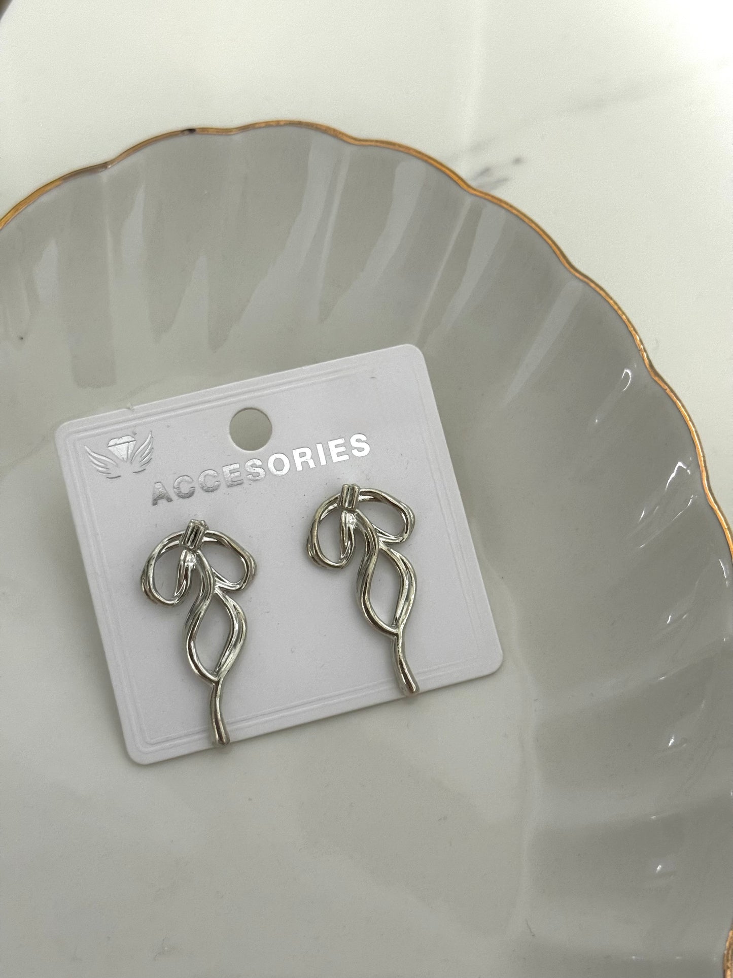 Bow Earrings