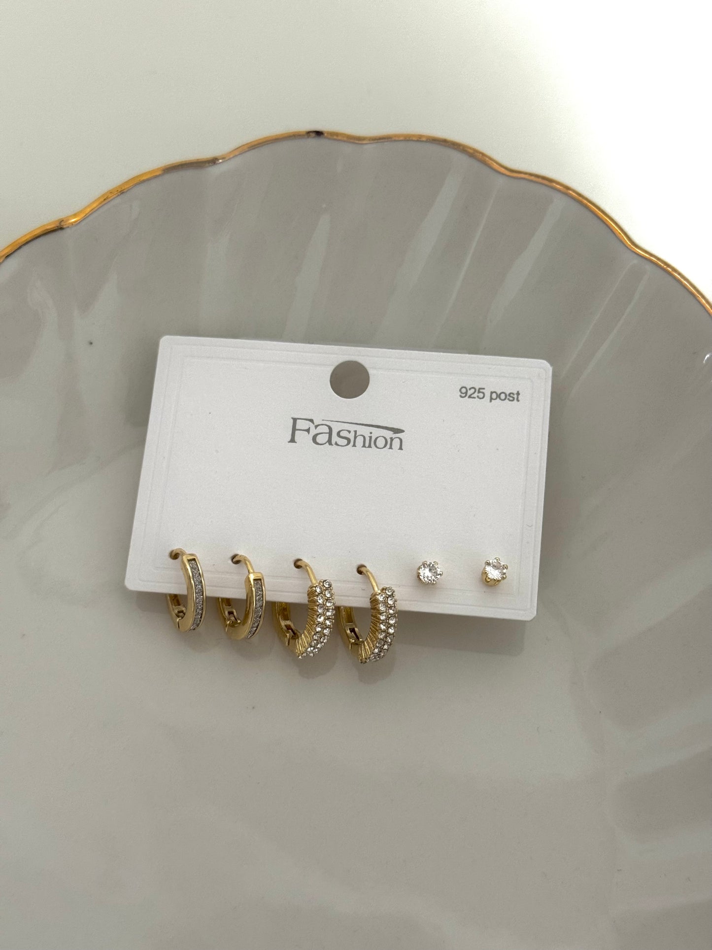 Earrings set