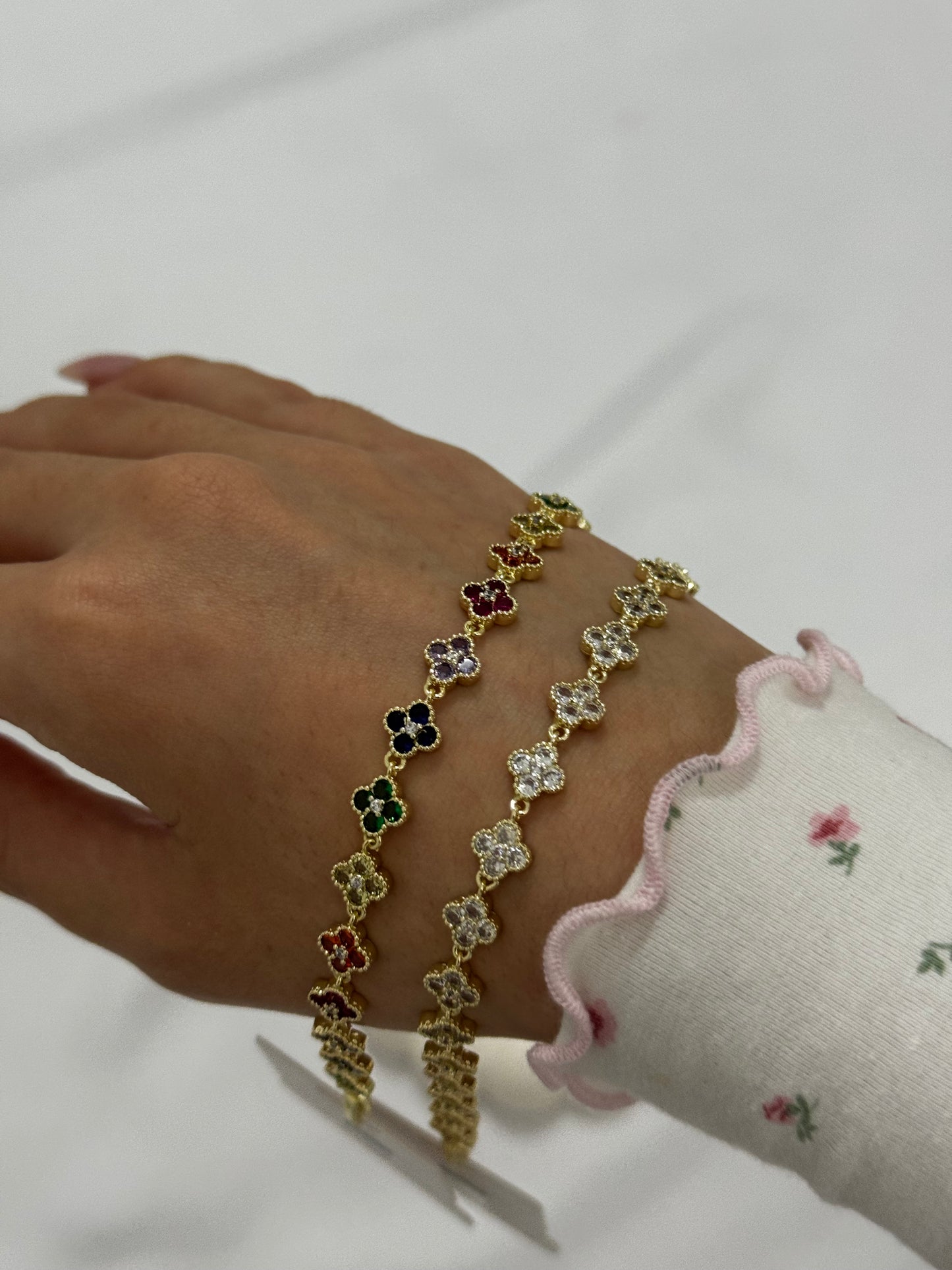 Leaf clover bracelets