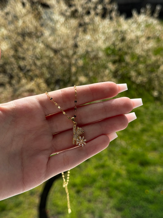 Bear rotating necklace