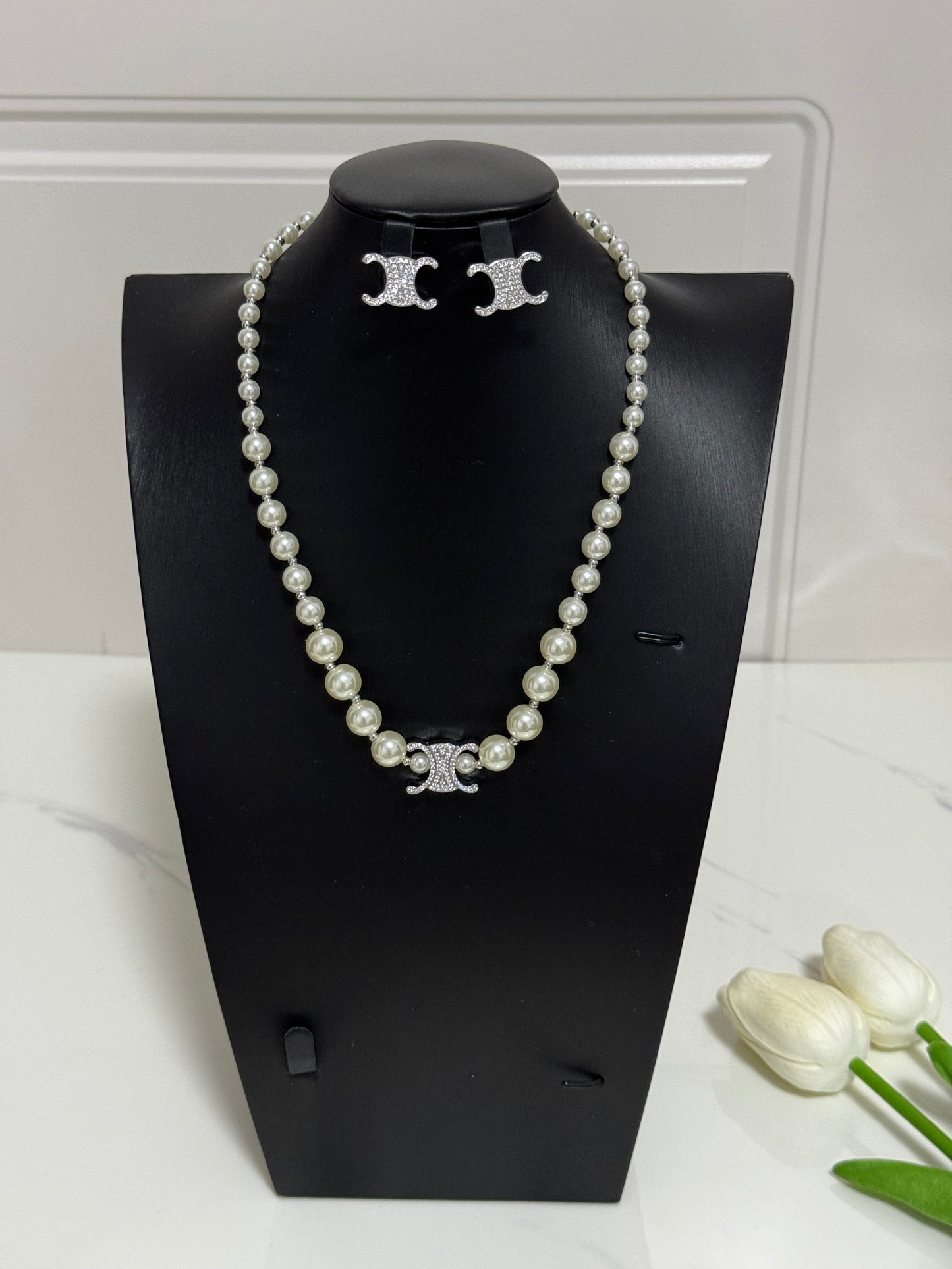 Silver Pearl Set