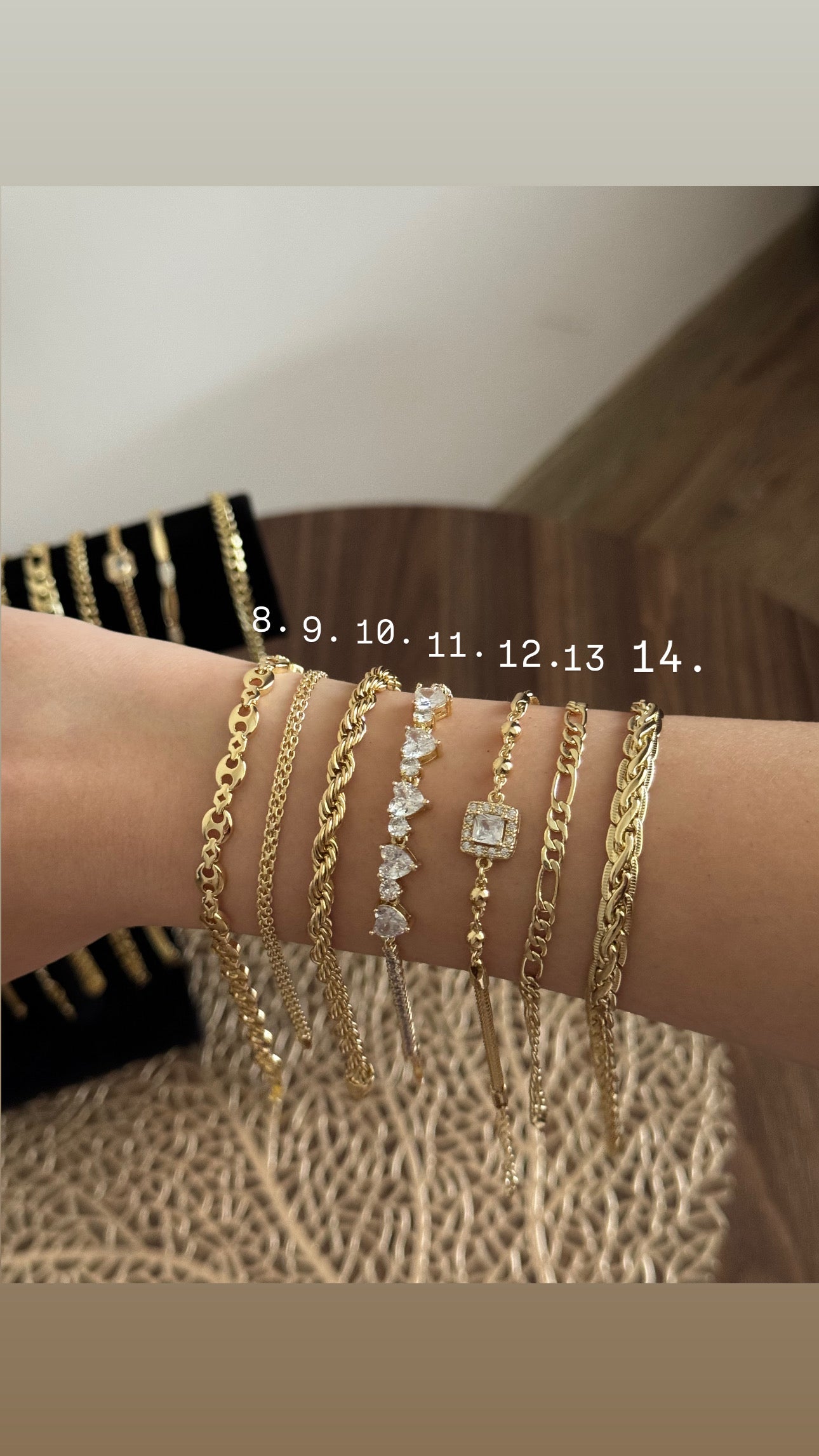Bracelets te flakruar ne ari
